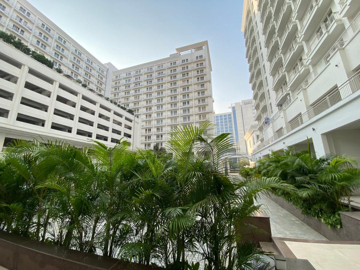 Hotel Country Inn & Suites By Migrolino Lucknow